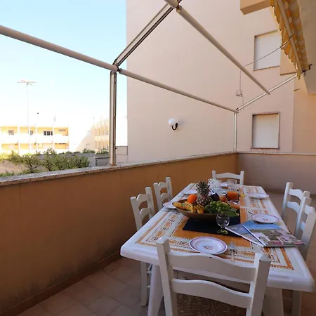 Beatrice'S Home Vicina Al Mare Apartment